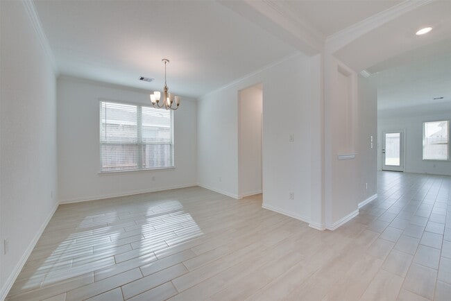 Photo - 8806 Spinning Mill Dr