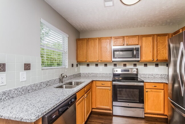 Photo - 2109 Carlton Ln