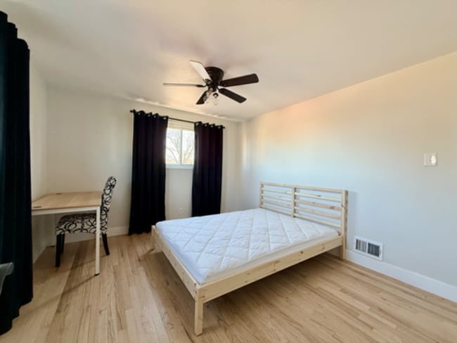 Building Photo - 9989 Dodge Dr