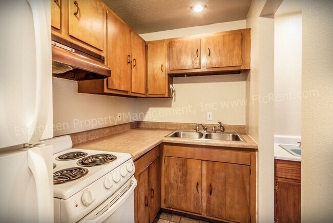 Photo - 1301 Burton Ct Unit 3