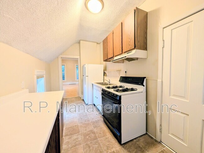 Photo - 2048 Carroll Ave Unit Apt 4