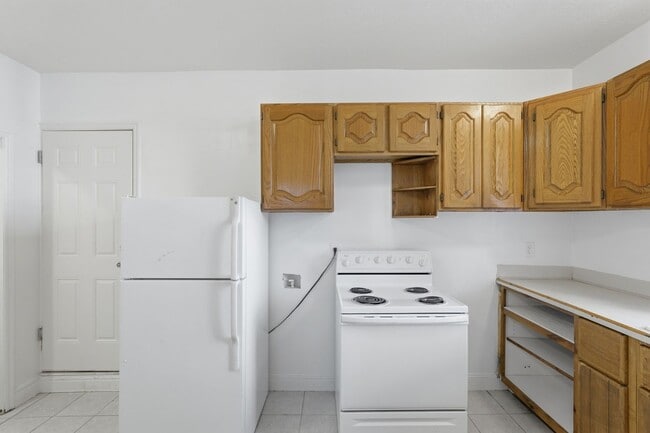 Photo - 541 27th St Unidad B