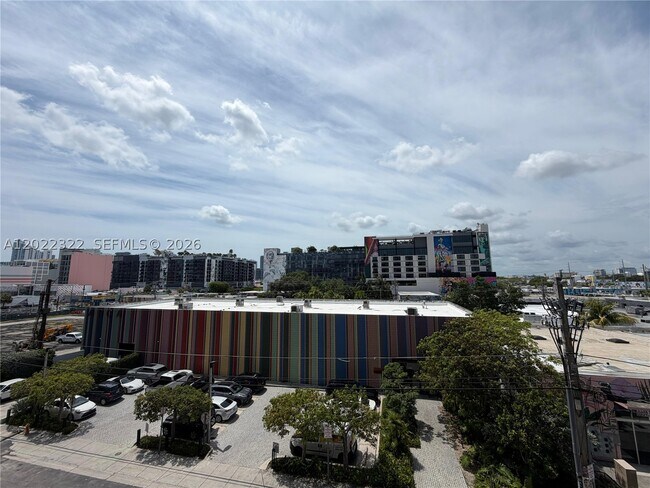 2700 NW 2nd Ave Unidad 305