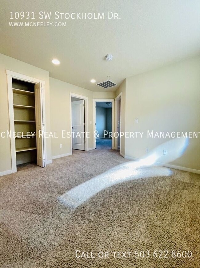 Photo - 10931 SW Stockholm Dr