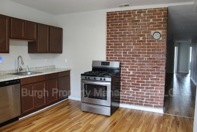 Photo - 114 W 8th Ave Unit 3C