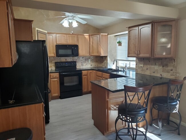 Photo - 8385 Freemantle Dr