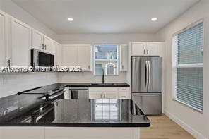 Photo - 14706 SW 12th St