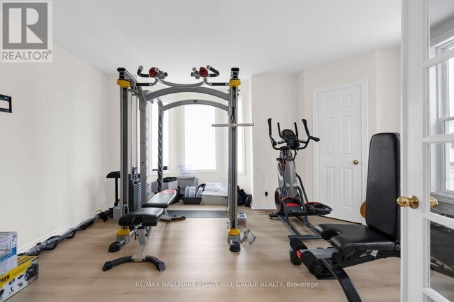 Photo - 131 Sanford St