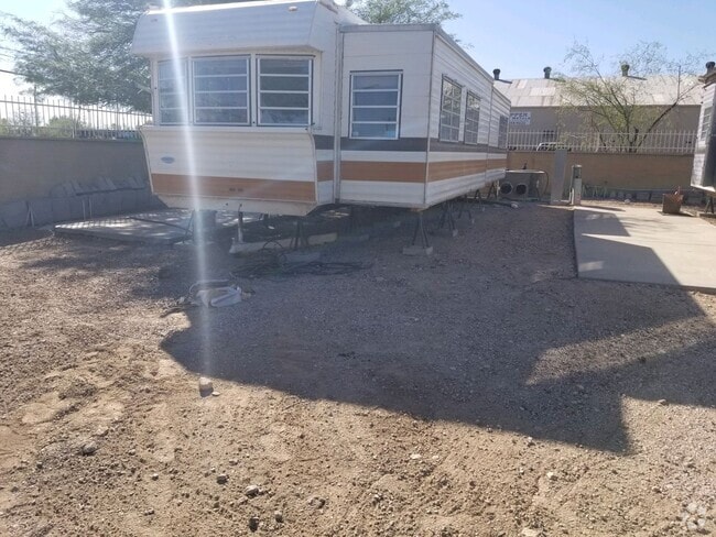 Building Photo - Mobile Homes Available , Under new ownersh... Unit 26