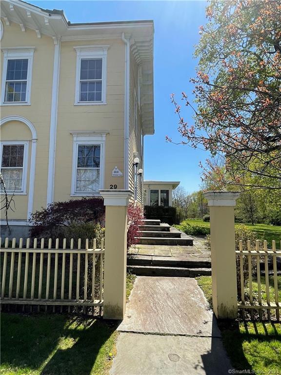 29 Broad St House - House Rental in Guilford, CT | ForRent.com