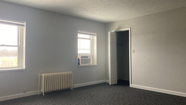 Photo - 310 N Michigan St Unidad 403