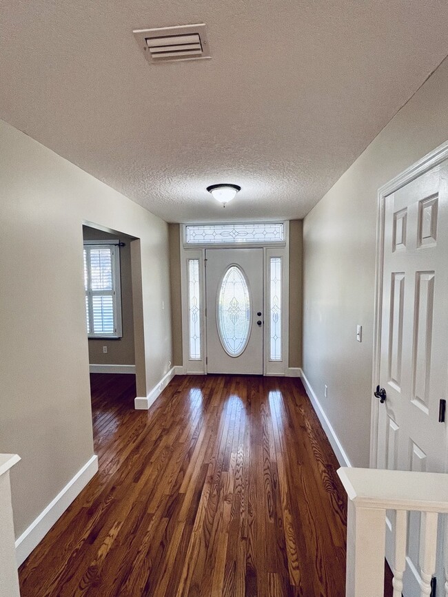 Building Photo - 273 Hollywood Forest Dr