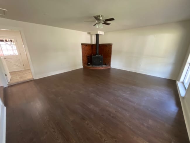 Photo - 1007 W Louisa Ave