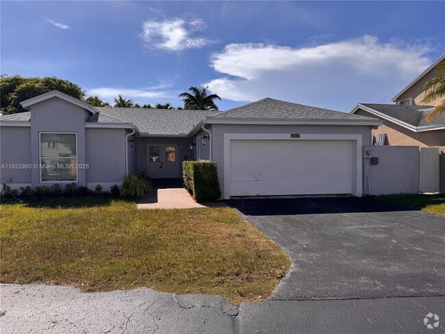 Building Photo - 9286 SW 146th Ct Rental