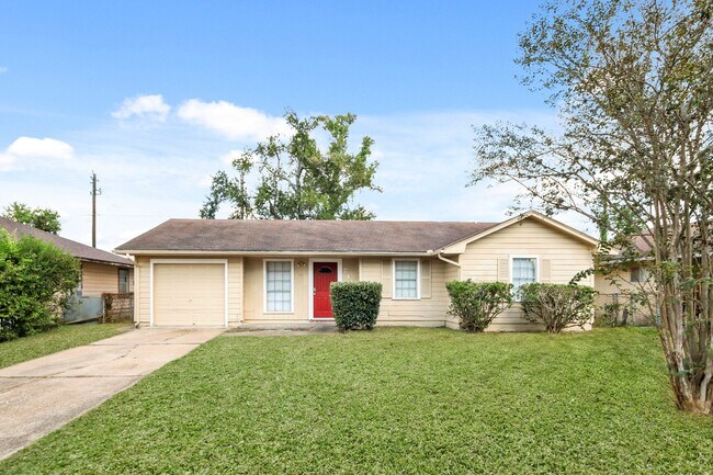 Building Photo - 7411 Langley Rd