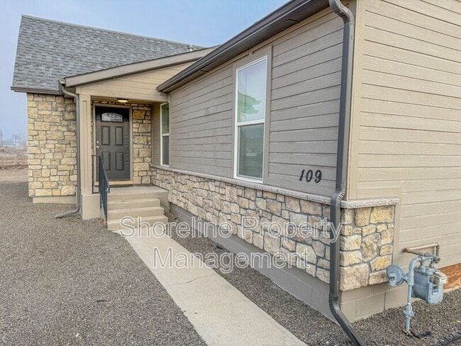 Photo - 109 E Belmont St