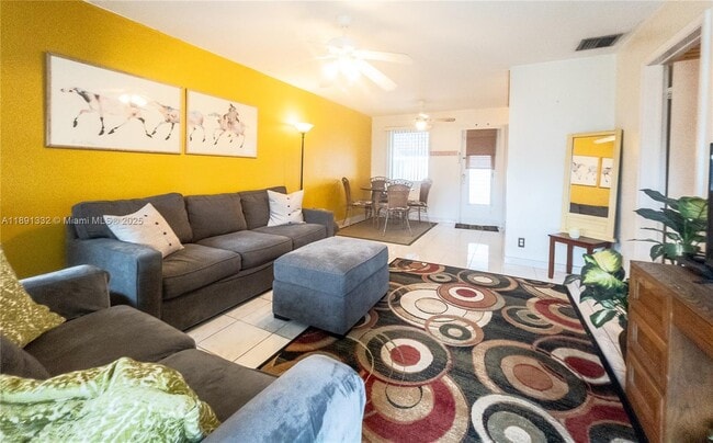 Photo - 2230 Jackson St Unidad 8W