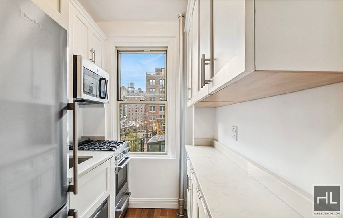 EAST 10 STREET - EAST 10 STREET Unit 10C