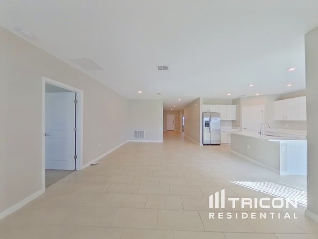 Photo - 232 Garnet Ave