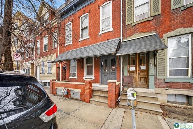 Photo - 1139 Linden St