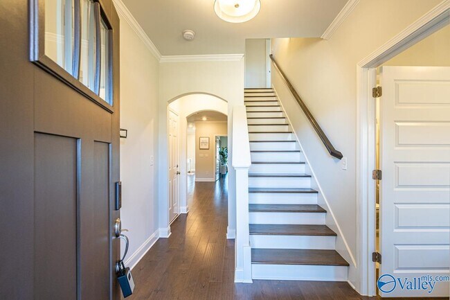 Photo - 16308 Trestle St