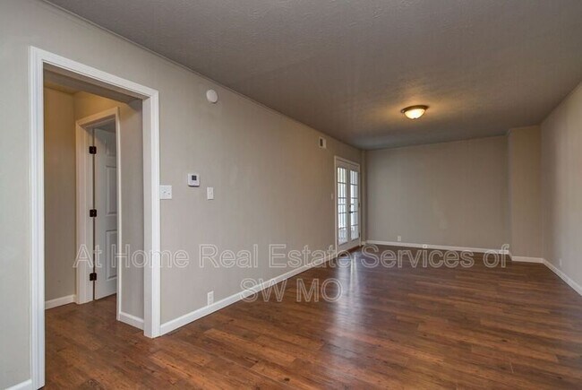 Photo - 930 S Campbell Ave Unit Plaza 30