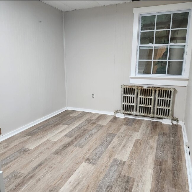 Photo - 312 Centre St