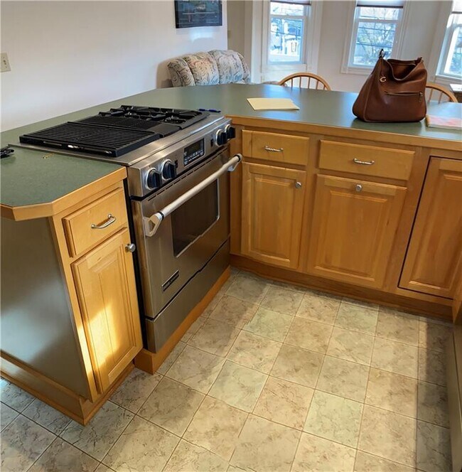 Photo - 1 Rolfe Square Unit 2