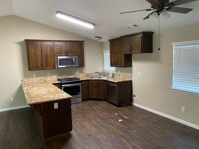Photo - 2336 W Packwood Dr