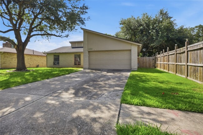 Photo - 466 El Toro Ln