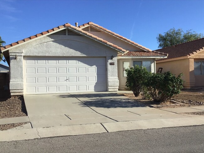 Rita Ranch- 3Bdrm/2ba nice Clean home-new ... - Rita Ranch- 3Bdrm/2ba nice Clean home-new ...