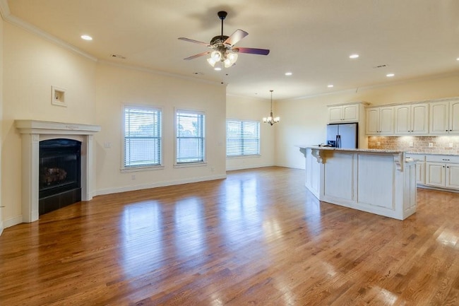 Photo - 5703 W Murfield Dr