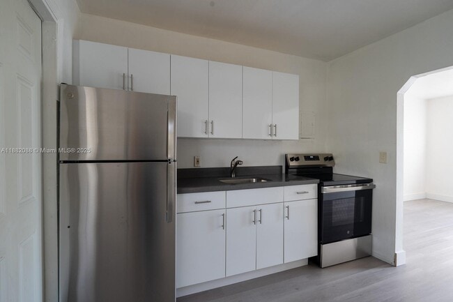 Photo - 7021 NW 4th Ct