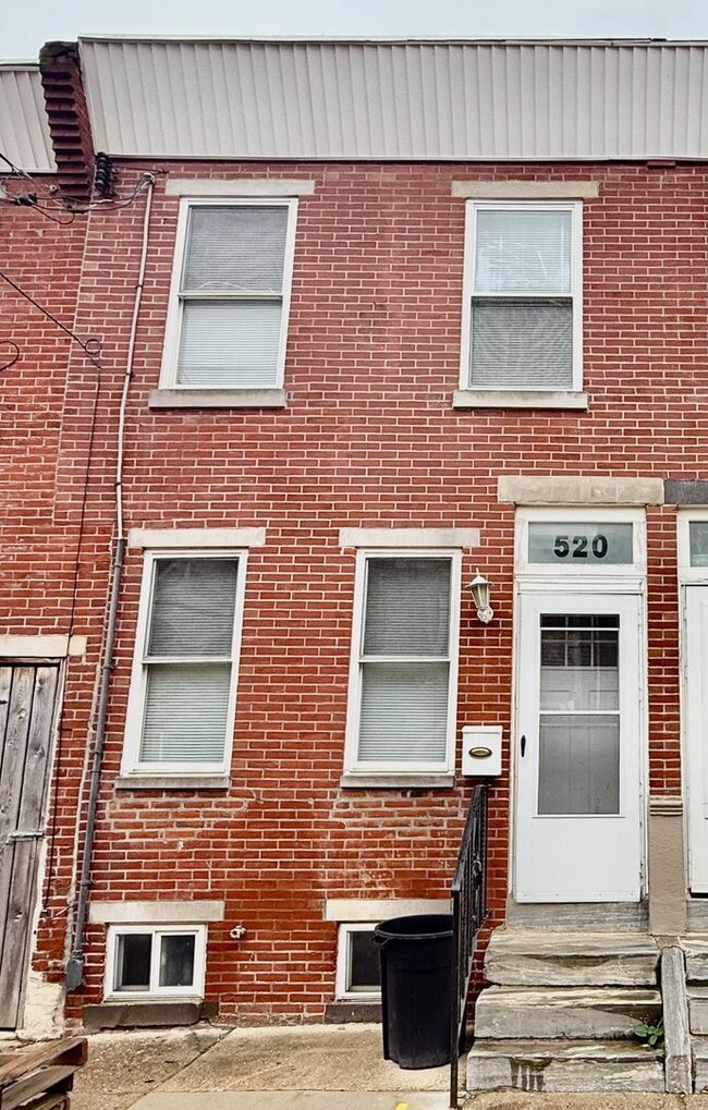 Photo - SPACIOUS 3BR/1BA HOUSE w/ Central AC-HARDW...