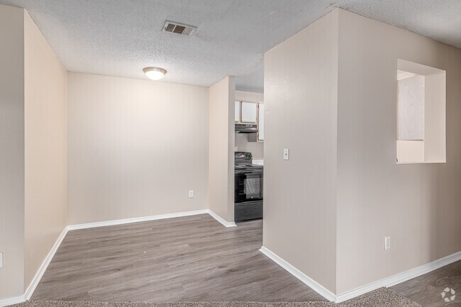 The Grandview 3BR, 2BA - 1,097SF - Dining Area