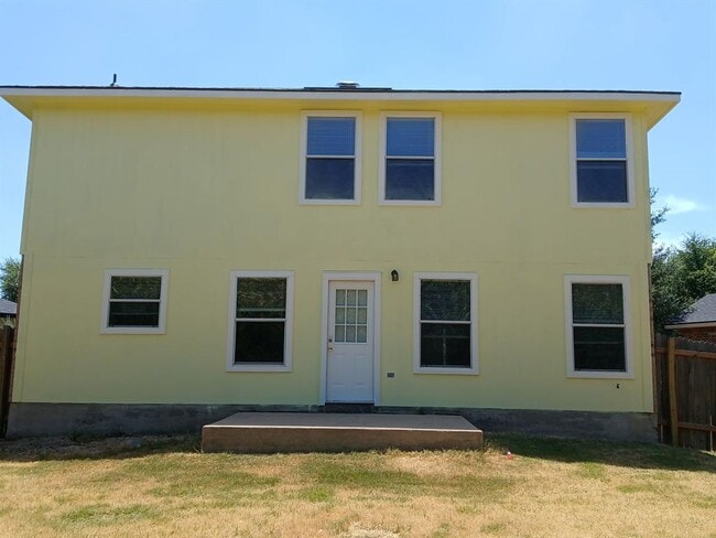 Photo - 1014 Glen Meadow Cove