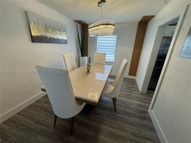 Photo - 427 NW 19th Ave Unidad 0