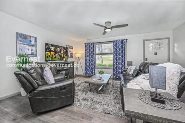 Photo - 4025 Yoest Dr