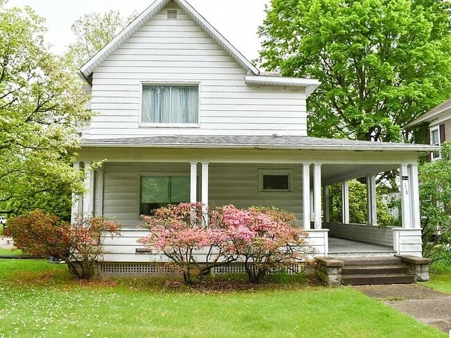 Photo - 116 Wooster Rd House