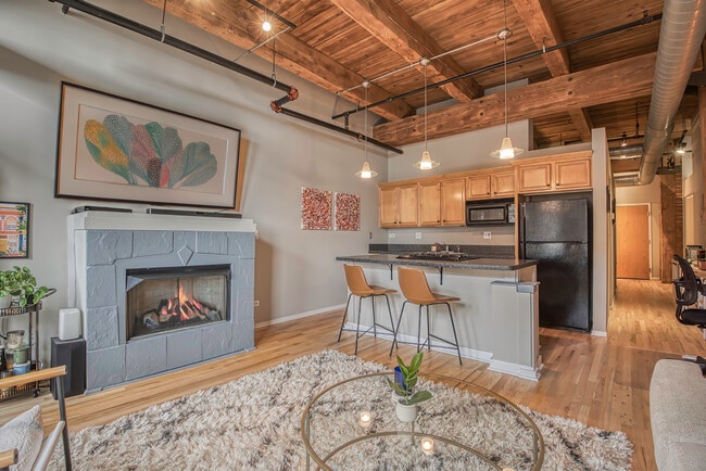 Photo - 625 W Jackson Blvd