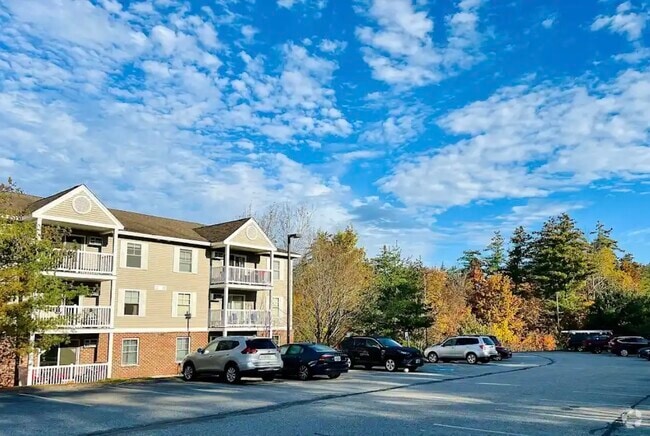 Building Photo - 59 Ponemah Hill Rd Unit 1-202 Rental