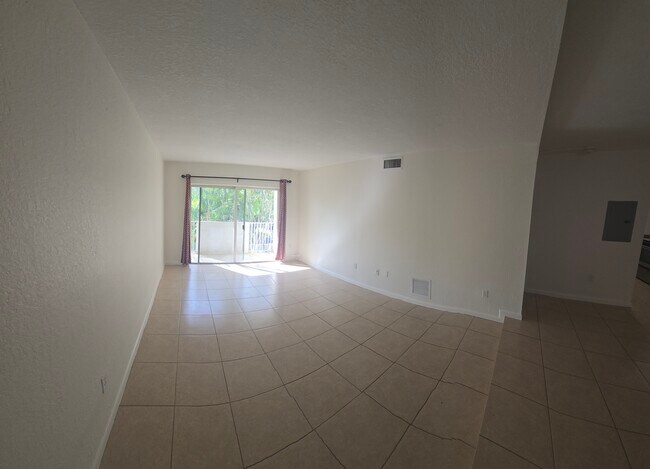 8950 SW 69th Ct Unit Victor