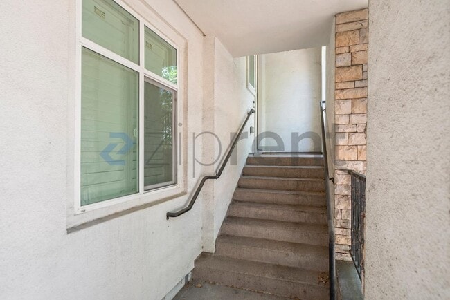 Photo - Unit