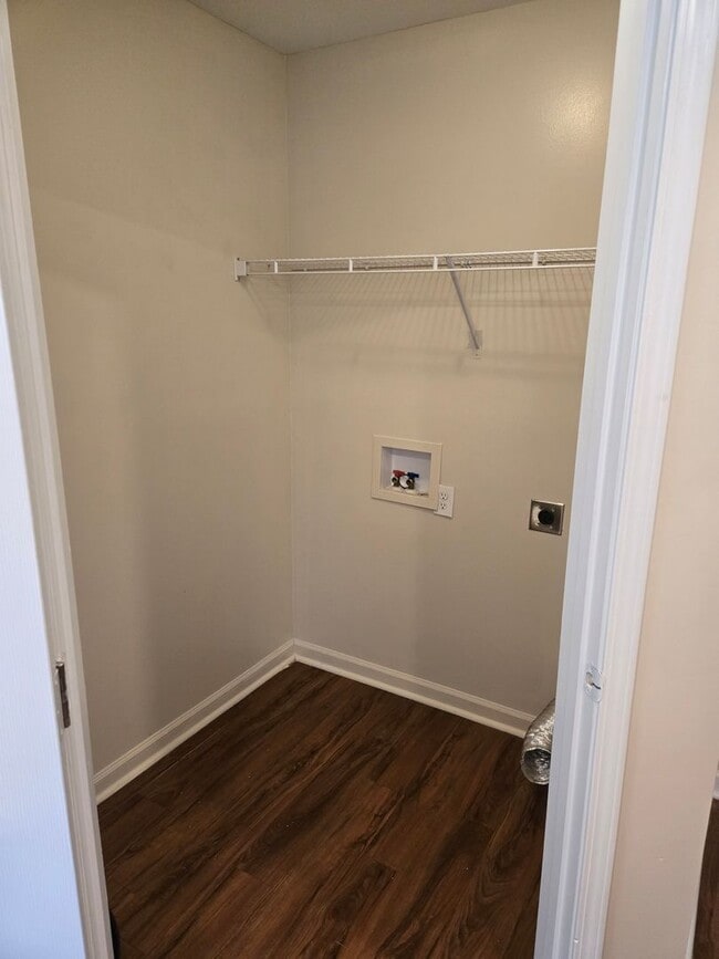 Photo - Woodcrest Knolls 210-212 Unidad 210 Woodcrest Knolls