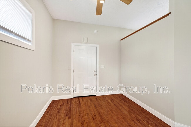 Photo - 145 E 14th St