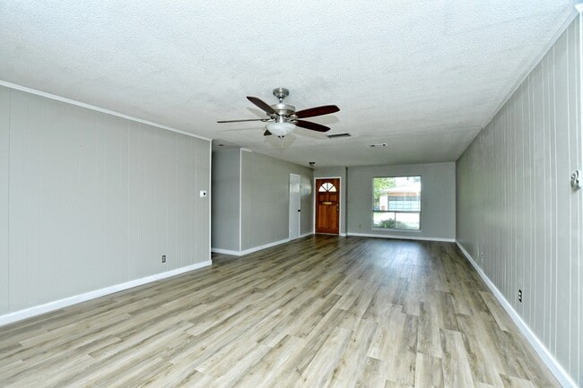 Photo - 7509 Daugherty St