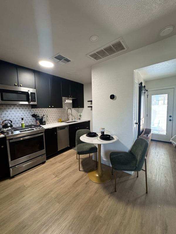 Photo - 1155 E Diamond St Unit 1008