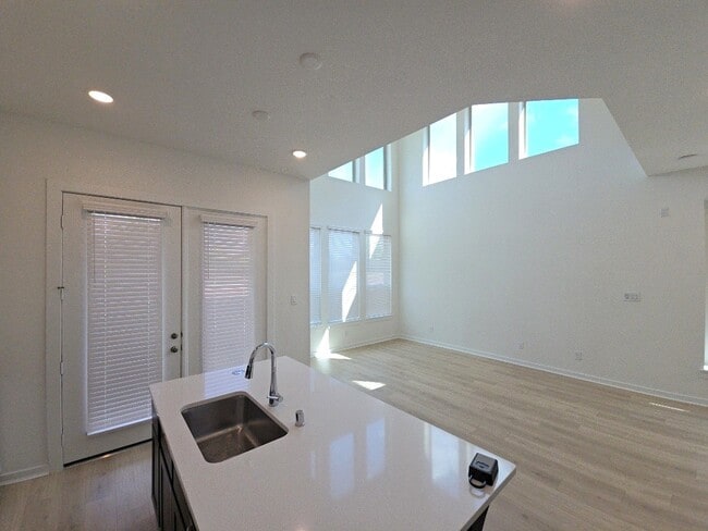 Building Photo - 16518 Amber Patina Ln Rental