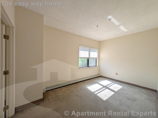 Photo - 373 Highland Ave Unit #301