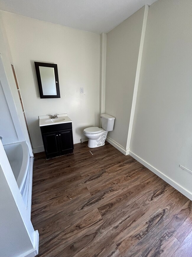 Photo - 219 Montgomery Ave Unidad 219